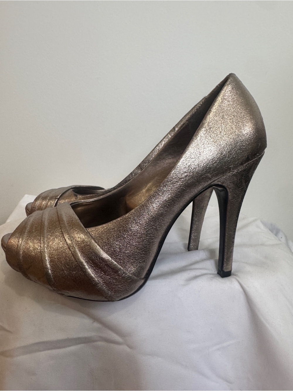 Kelly & Katie Metallic Pewter Crinkle Peep-Toe Platform Pumps